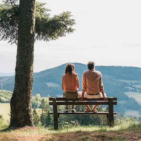 Naturhotel Bauernhofer Otel 4*