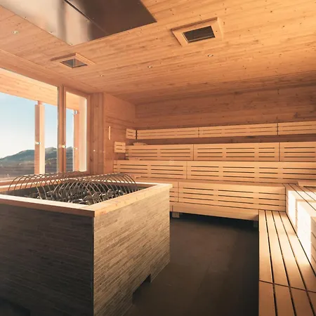 Otel Naturhotel Bauernhofer