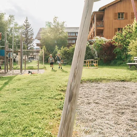 Otel Naturhotel Bauernhofer