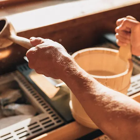 Otel Naturhotel Bauernhofer Heilbrunn