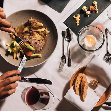 Naturhotel Bauernhofer Otel